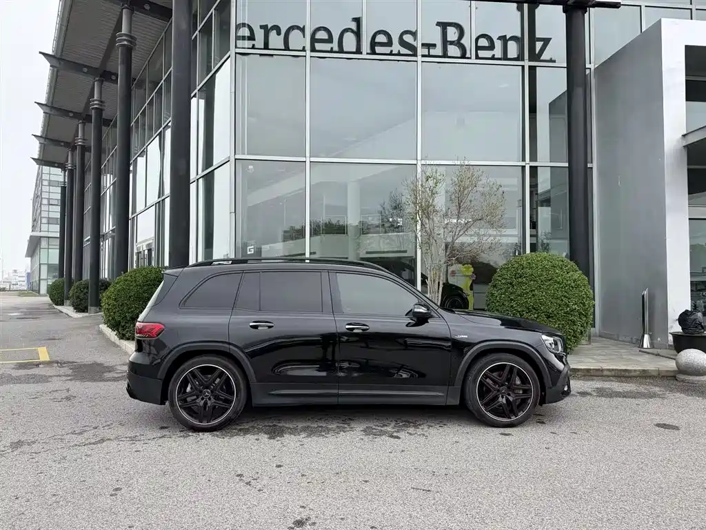 Mercedes-Benz GLB AMG 2023 Model AMG GLB 35 4MATIC фото 24