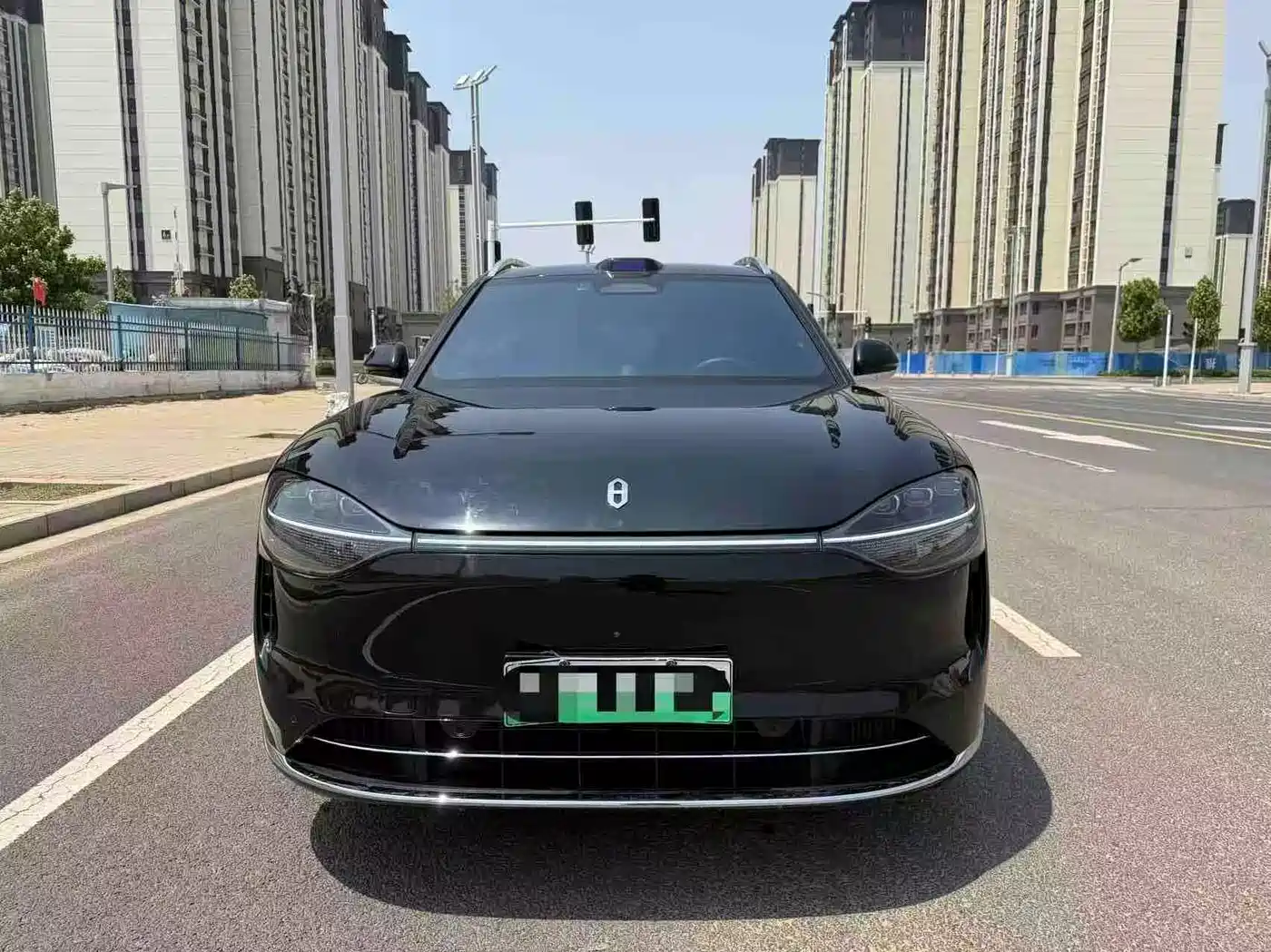 AITO Wenjie AITO M9 2024 Range Extender Max Edition 42kWh 6-seater фото 2