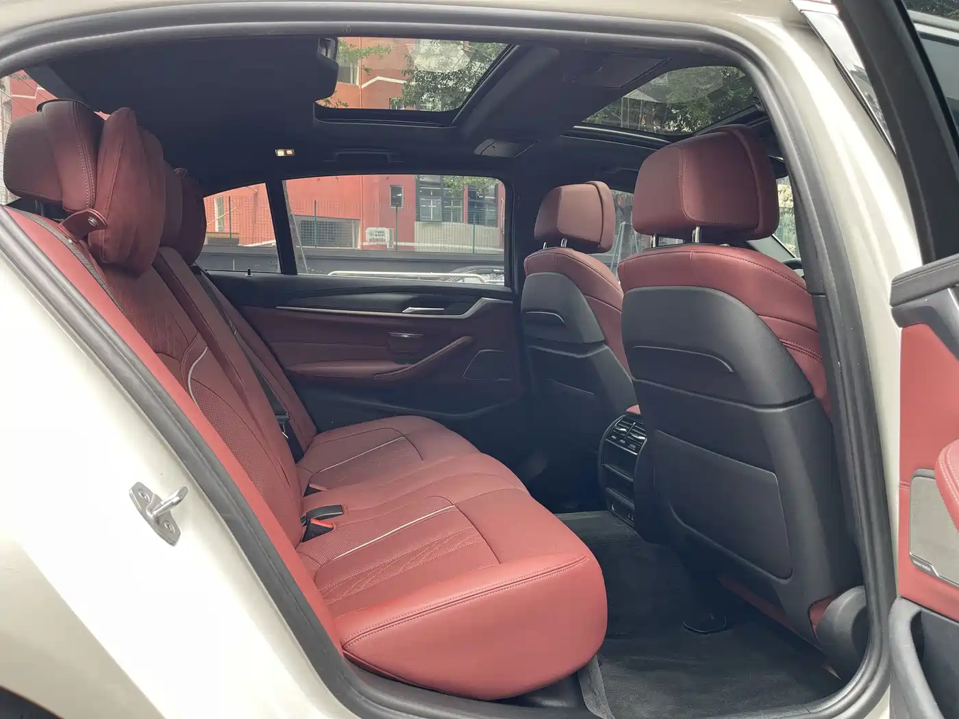 BMW 5 SERIES NEW ENERGY