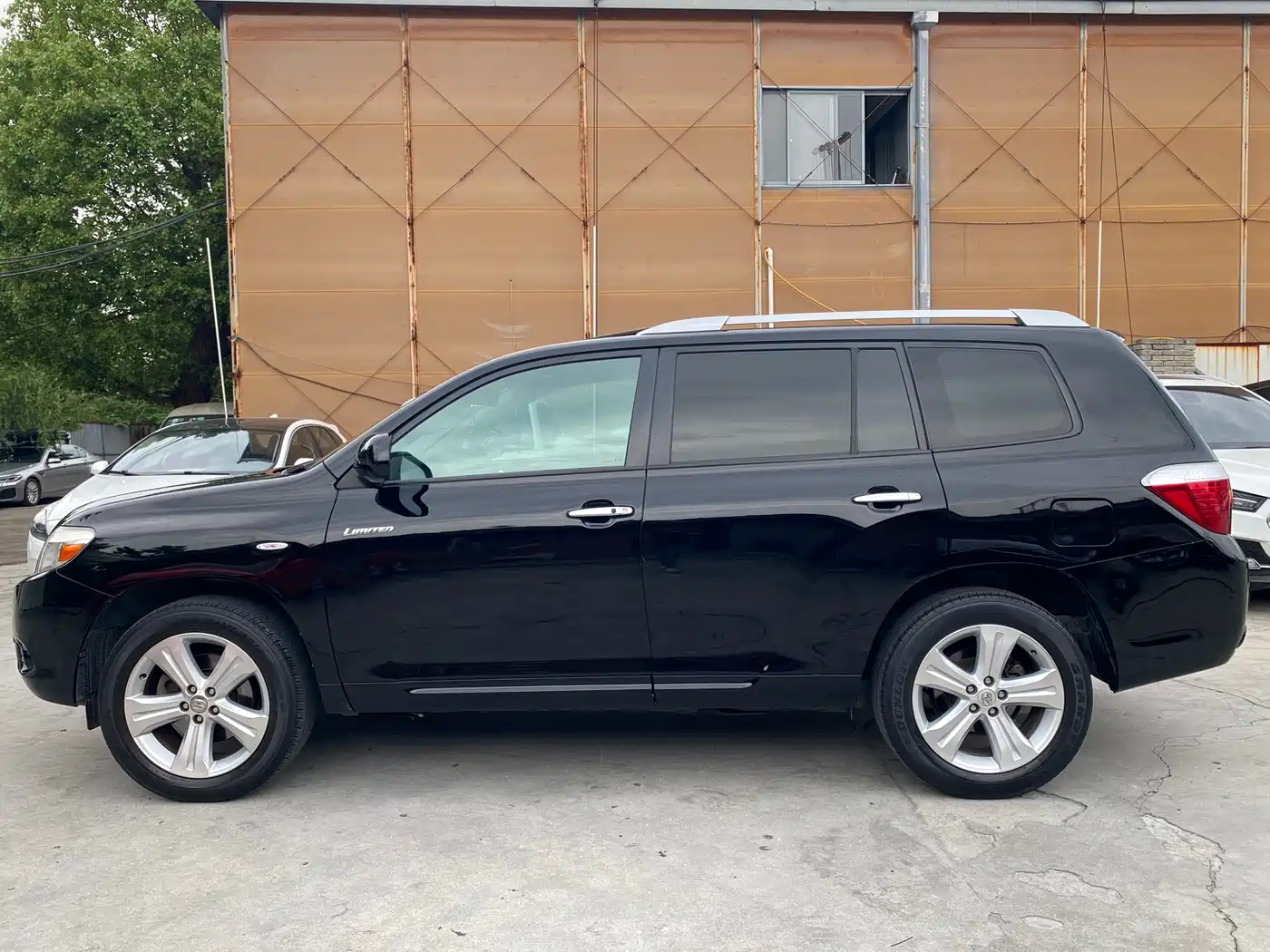 Toyota Highlander 2009 2.7L 2WD 7-Seater Premium фото 13