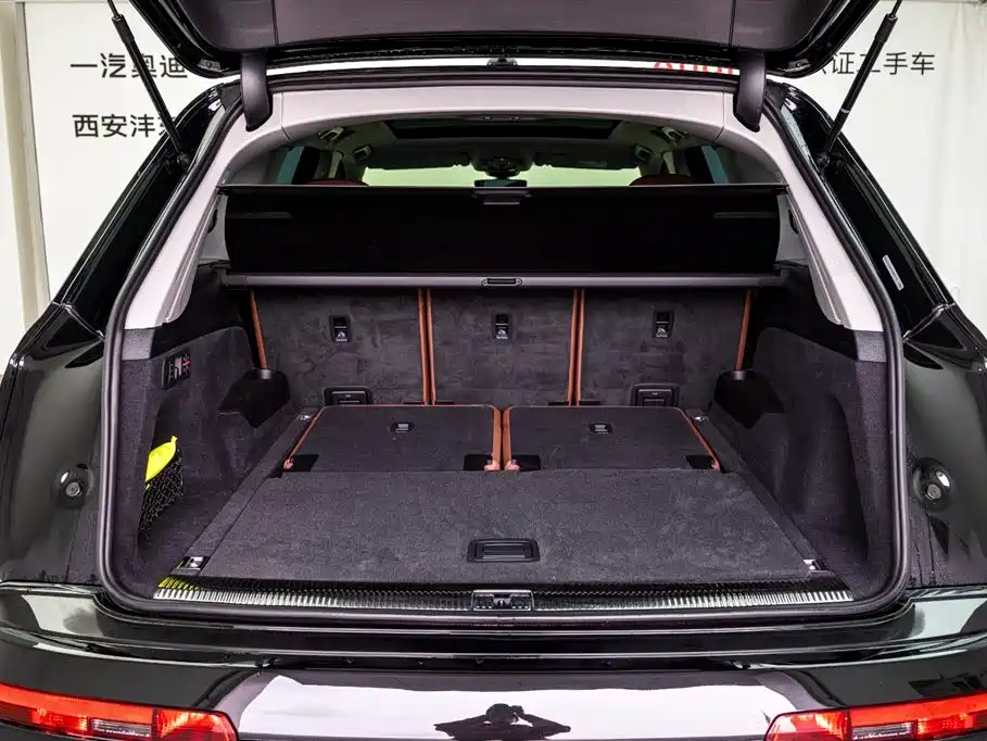 Audi Q7 2025 55 TFSI quattro S line Sport фото 8