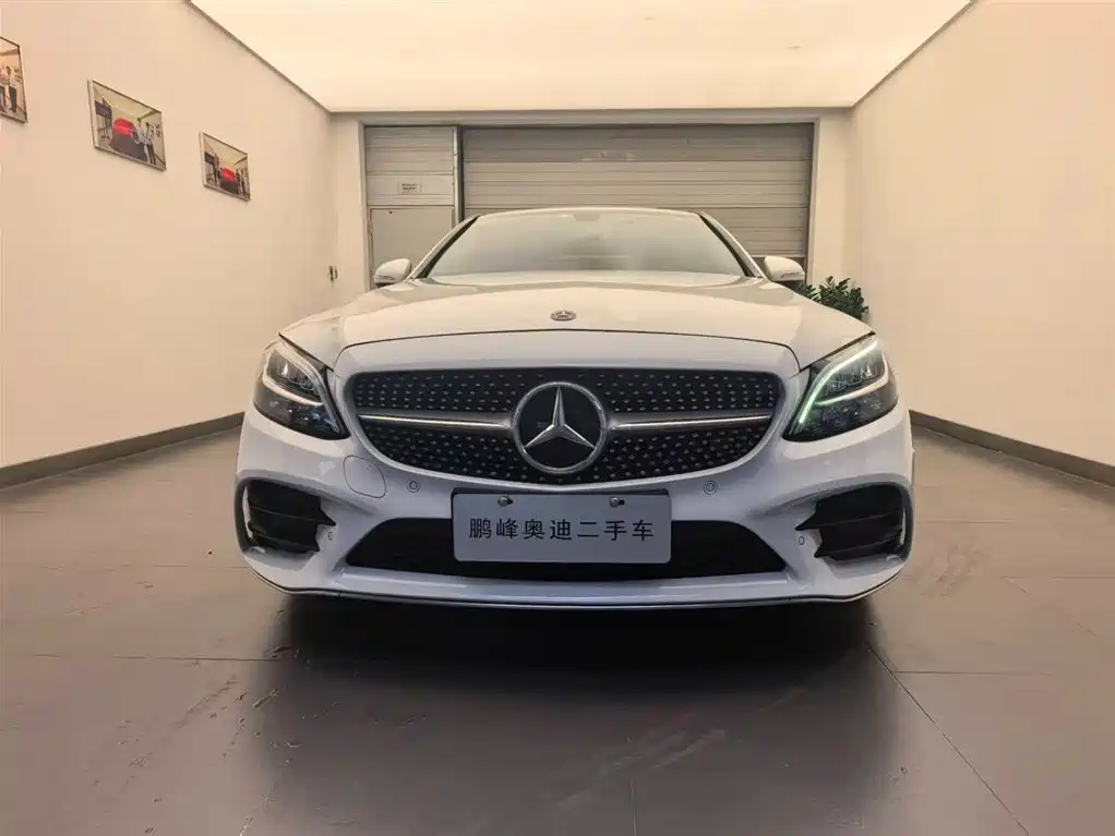 Mercedes-Benz C-Class 2019 C 180 L Dynamic Sport Edition фото 2