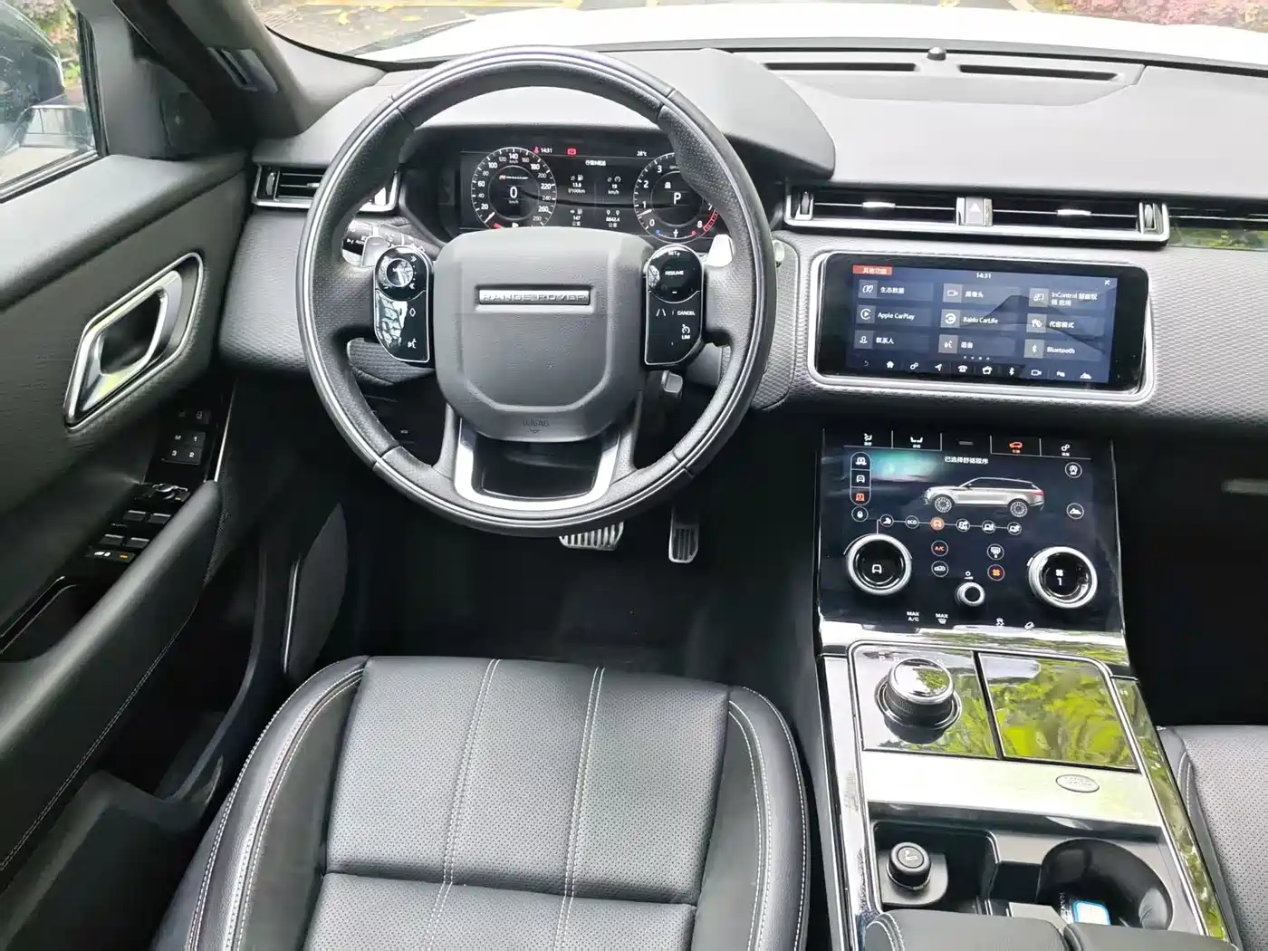 Land Rover Range Rover Velar 2017 P380 R-DYNAMIC SE фото 14