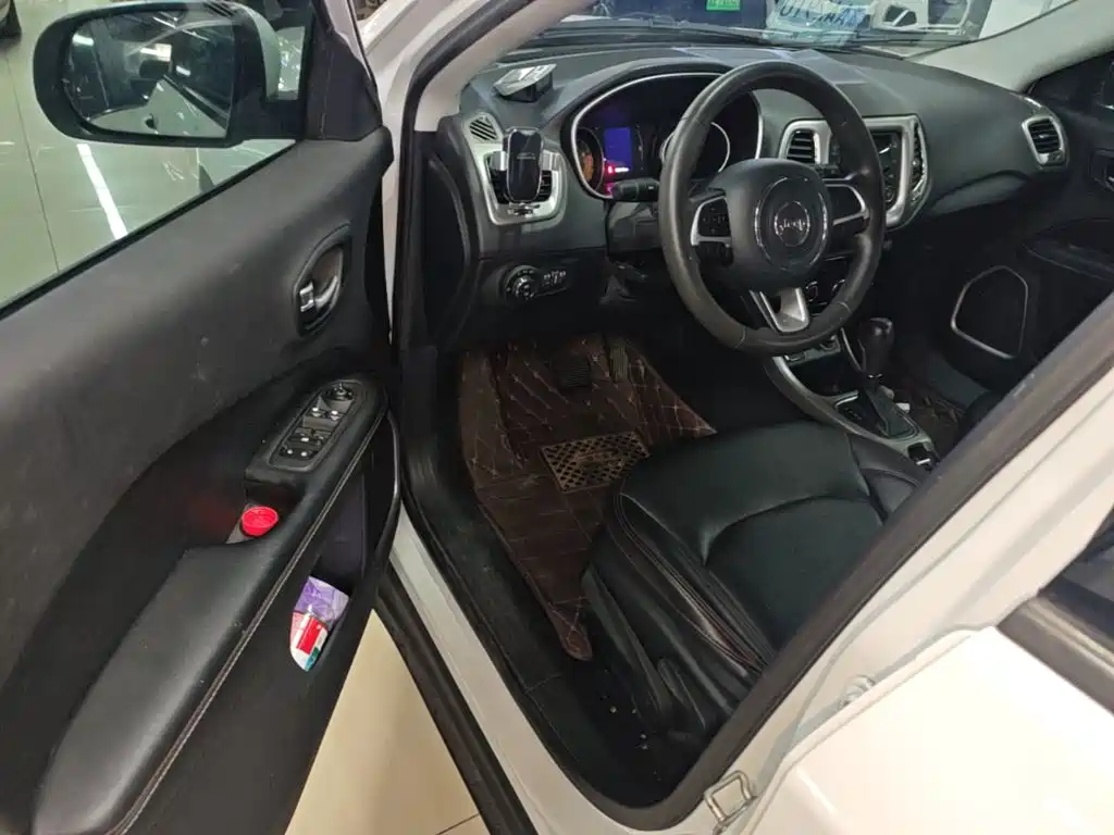 Jeep Compass 2017 2017 200T Auto Premium Edition