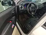 Фото 16 - Jeep Compass