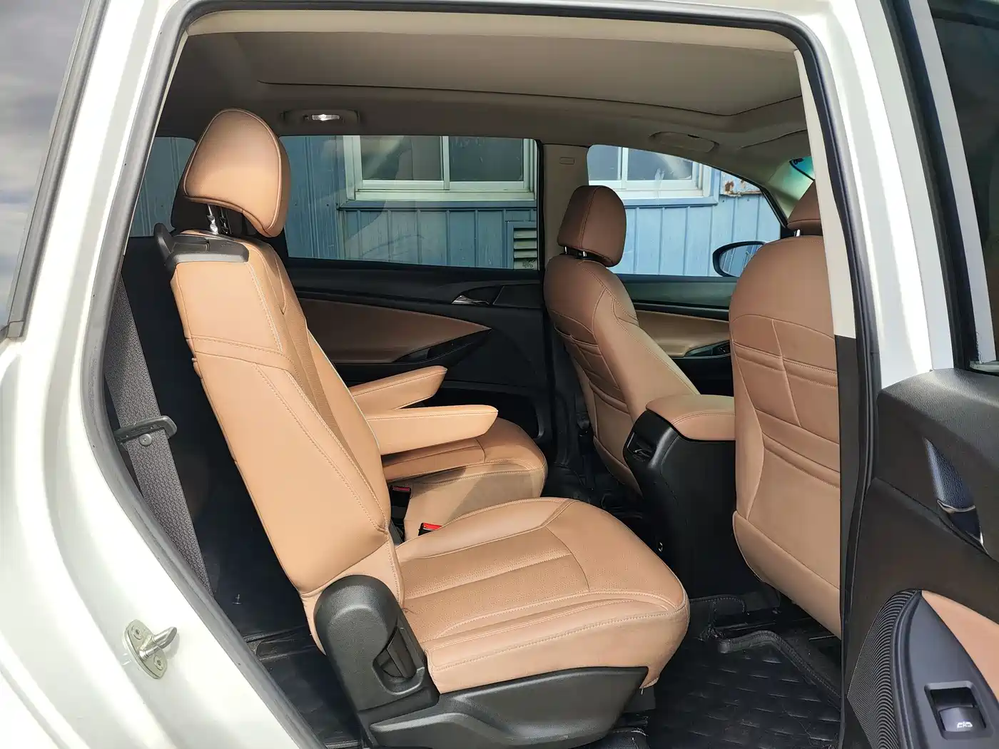 Buick GL6 2021 323T Mild Hybrid Connected Luxury фото 7