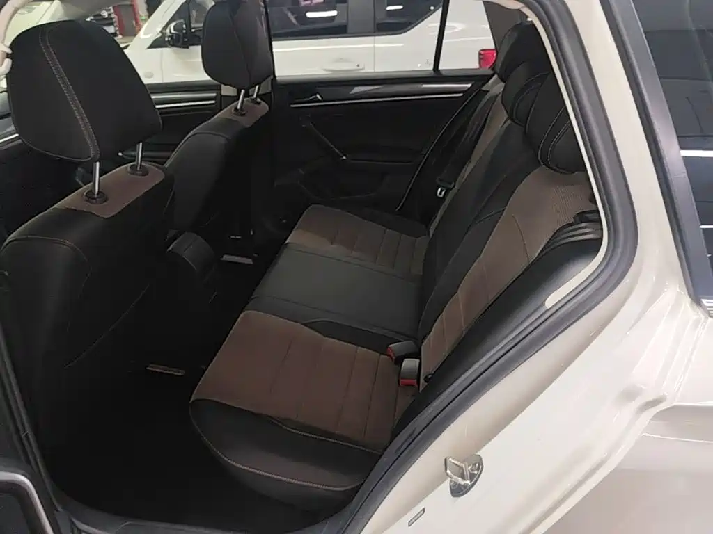 Volkswagen C-TREK 2019 2018 1.5L Automatic Comfort