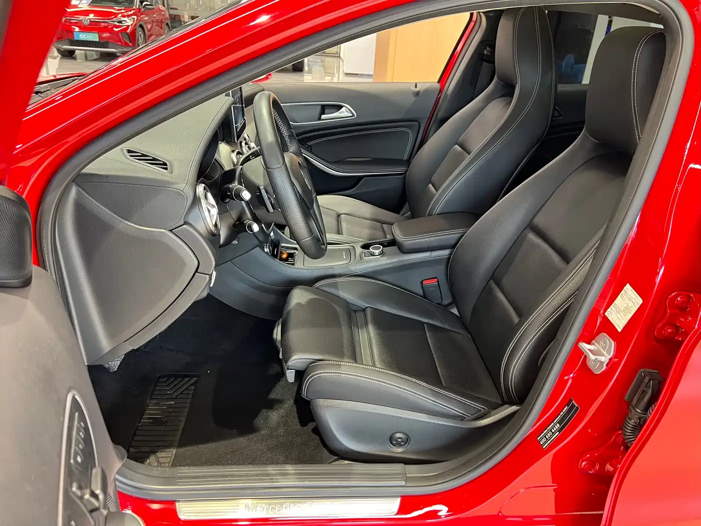 Mercedes-Benz GLA 2016 GLA 200 Dynamic фото 11