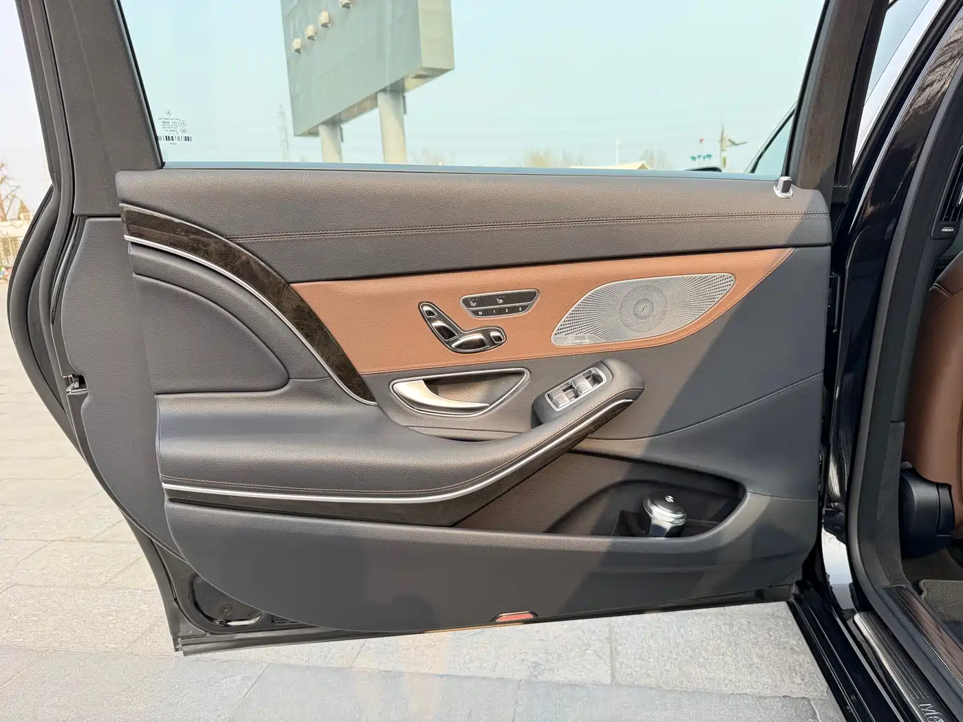 Mercedes-Benz Maybach S-Class 2015 S 400 4MATIC фото 16
