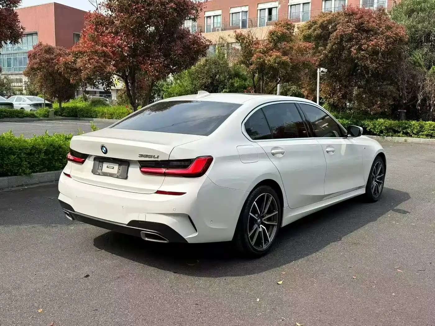 BMW 3 Series 2020 Facelift 325Li Launch Edition фото 9
