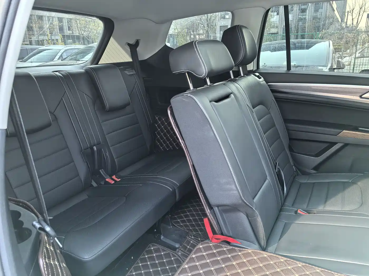 Volkswagen Teramont 2019 380TSI 4WD Luxury Edition China VI фото 16