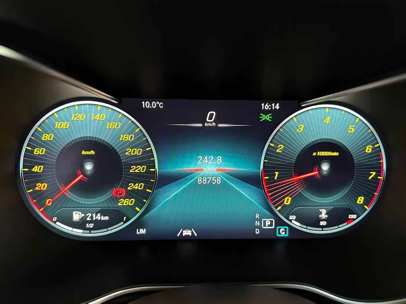 Mercedes-Benz GLC 2020 GLC 300 L 4MATIC Dynamic фото 3