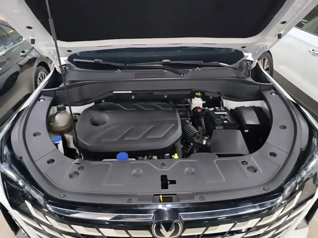 Changan UNI-Z 2025 2025 1.5T Luxury Edition