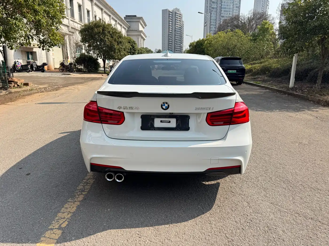 BMW 3 Series 2019 320i M Sport Package фото 8