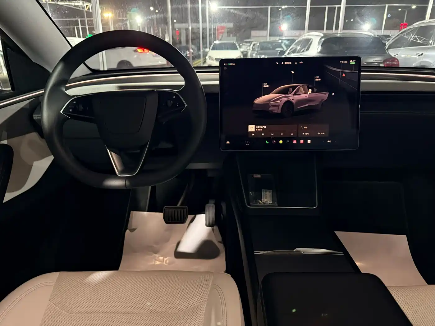 TESLA MODEL Y