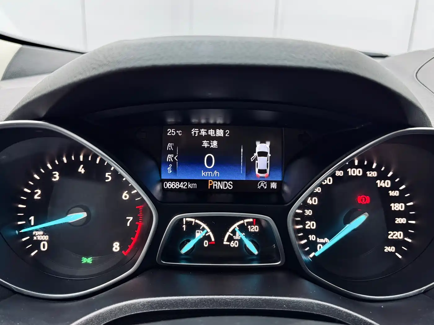 Photo 23 - Ford Kuga