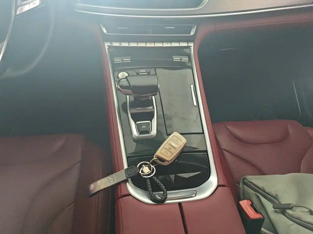 Changan CS85 COUPE 2020 2019 1.5T DCT Dynamic Edition China VI