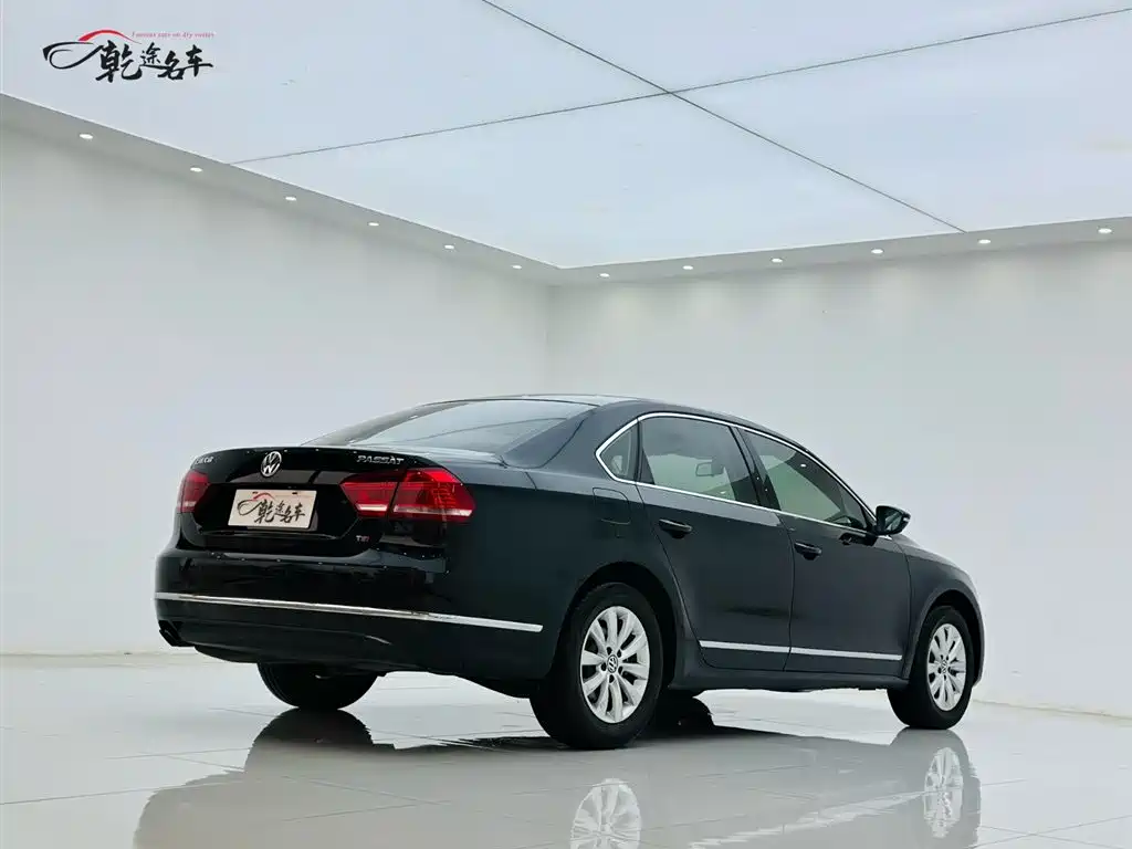 Volkswagen Passat 2015 1.8TSI Automatic Prestige Edition фото 7