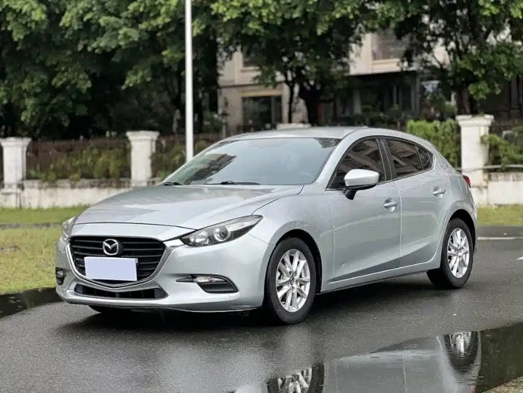 Mazda Mazda3 Axela 2017 — пригон из Китая