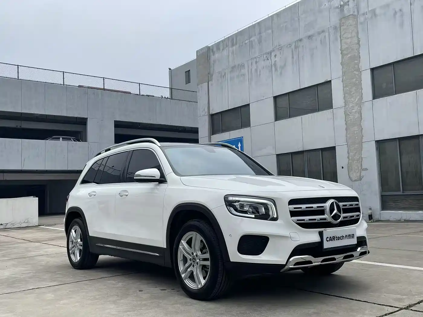 Mercedes-Benz GLB 2022 Model GLB 200 Dynamic Edition фото 3