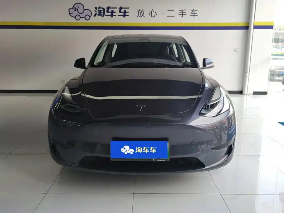 Фото 2 - Tesla Model Y