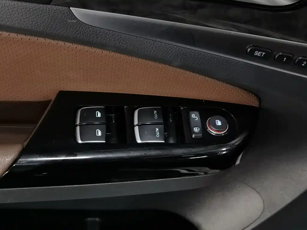 BYD Tang New Energy 2015 2015 2.0T 4WD Flagship