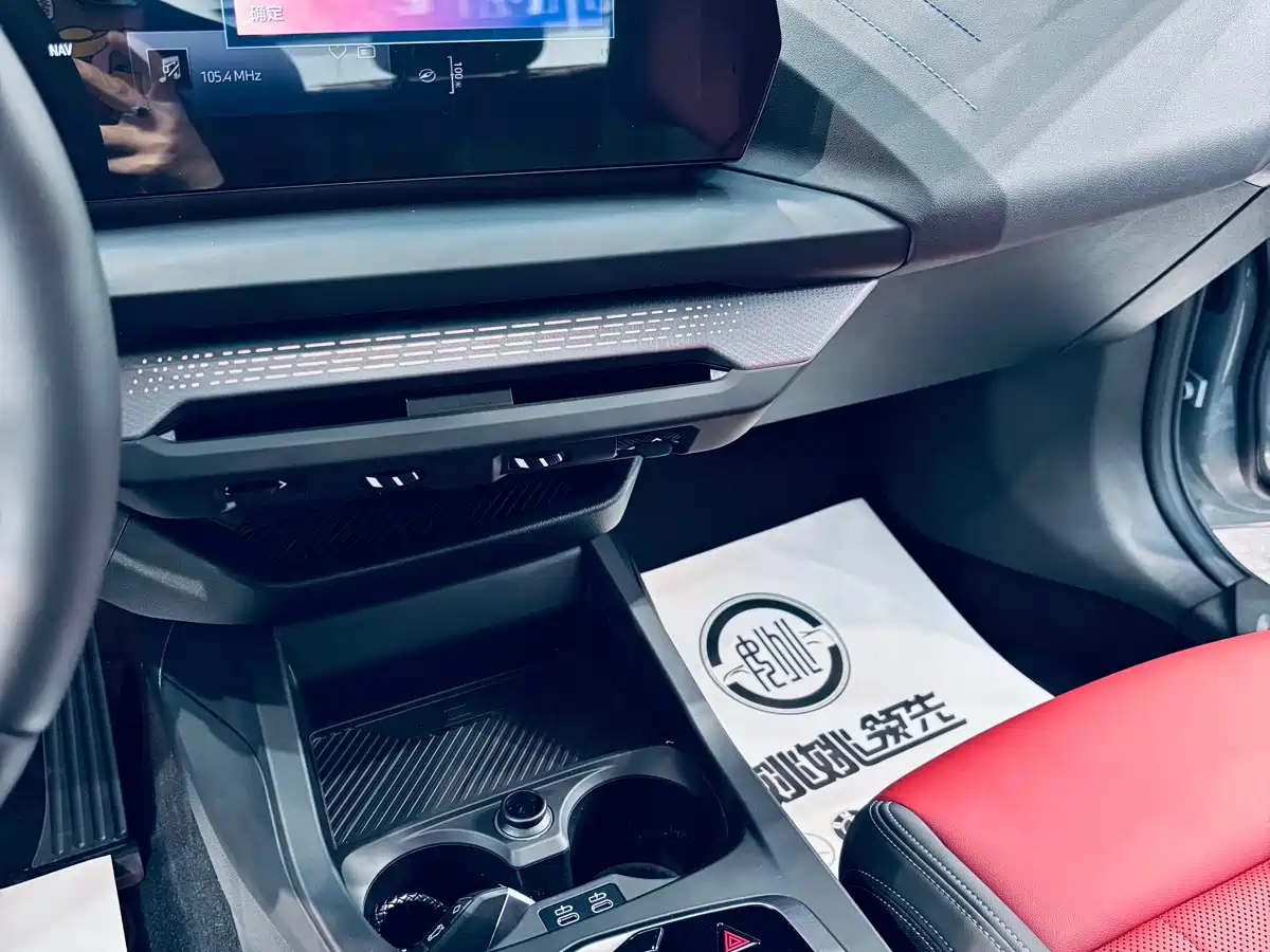 BMW 2 Series 2025 225L M Sport Moonlight Package фото 8