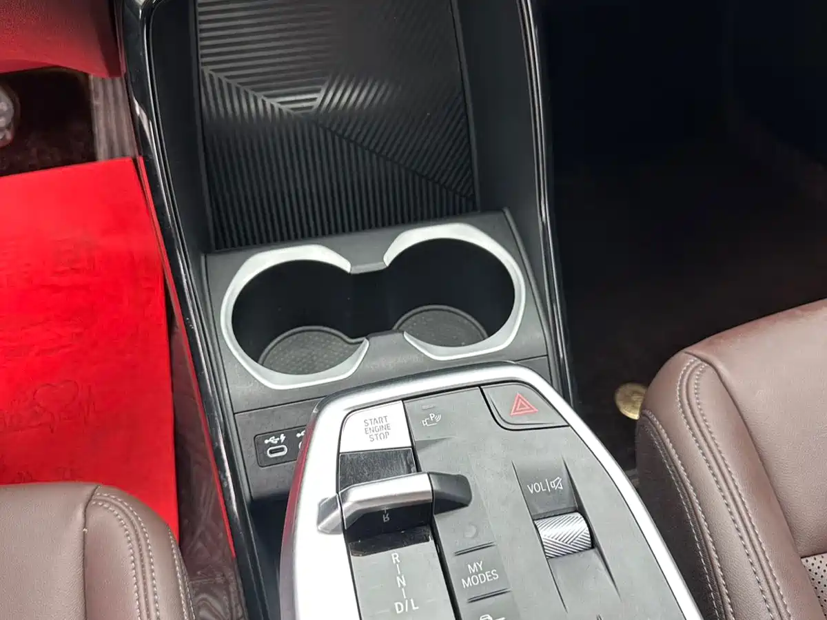 BMW X1 2023 sDrive20Li X Design Package фото 17