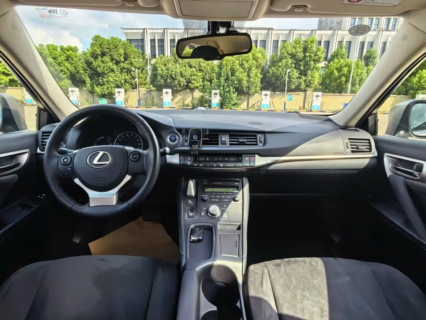 Lexus CT 2019 2017 CT200h Elite Edition Monochrome China V