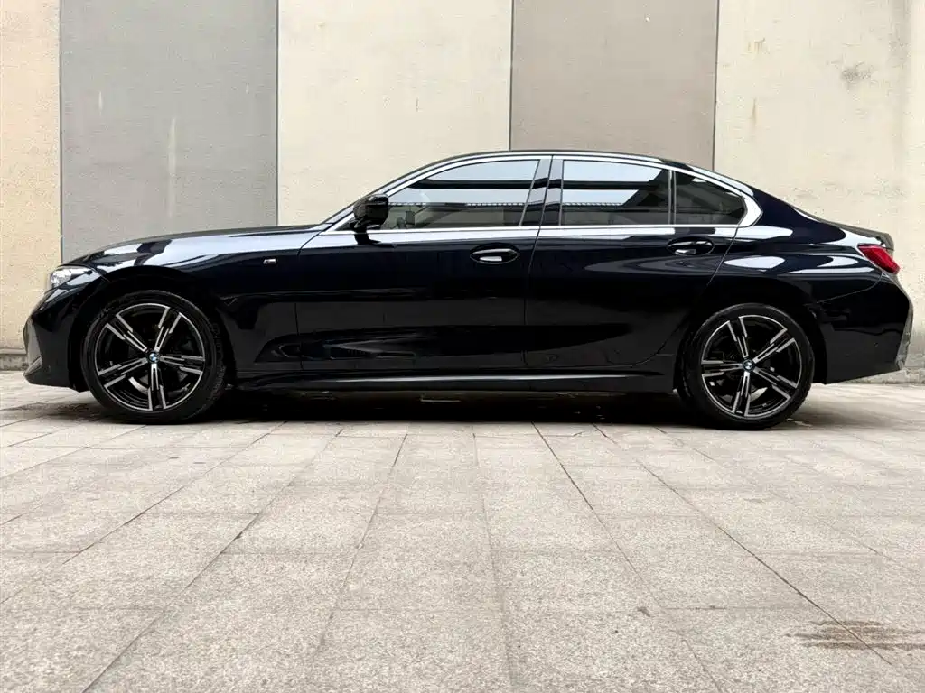 BMW 3 Series 2023 325i M Sport Package фото 8