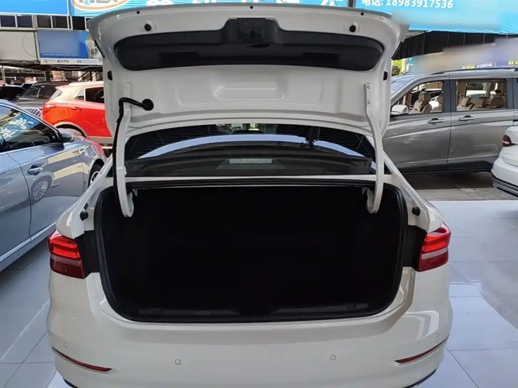 Volkswagen Lavida 2021 280TSI DSG Comfort Edition фото 19