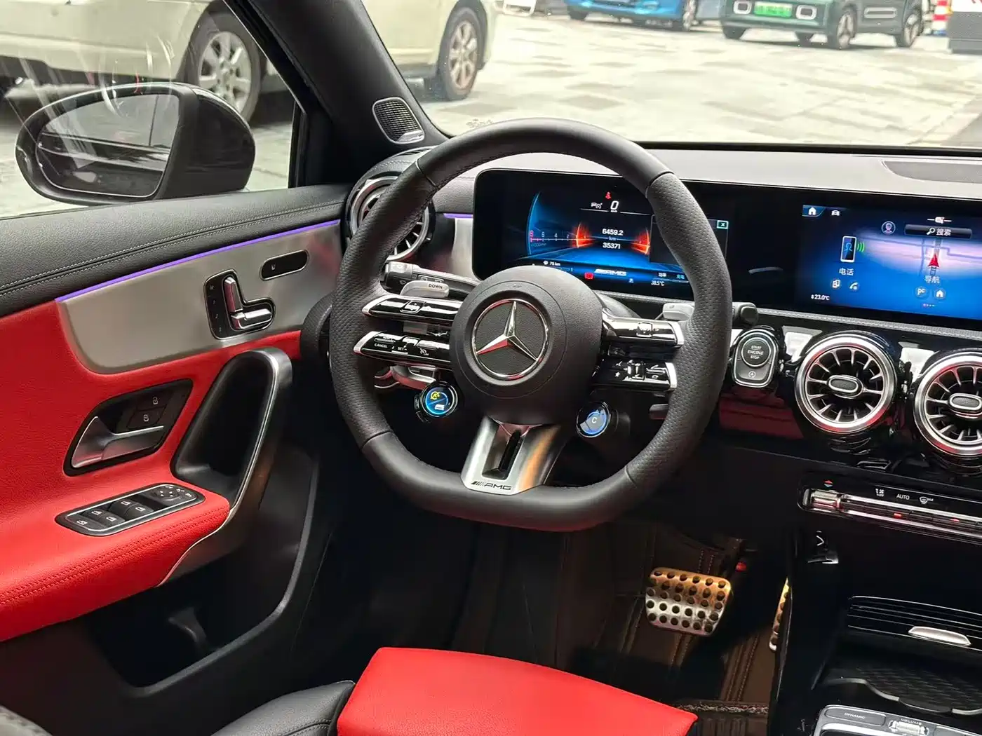 Mercedes-Benz A-Class AMG (Import) 2024 AMG A 35 4MATIC фото 6