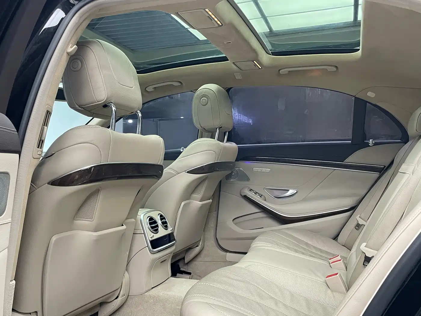 Mercedes-Benz S-Class 2016 S 320 L Business Edition фото 10