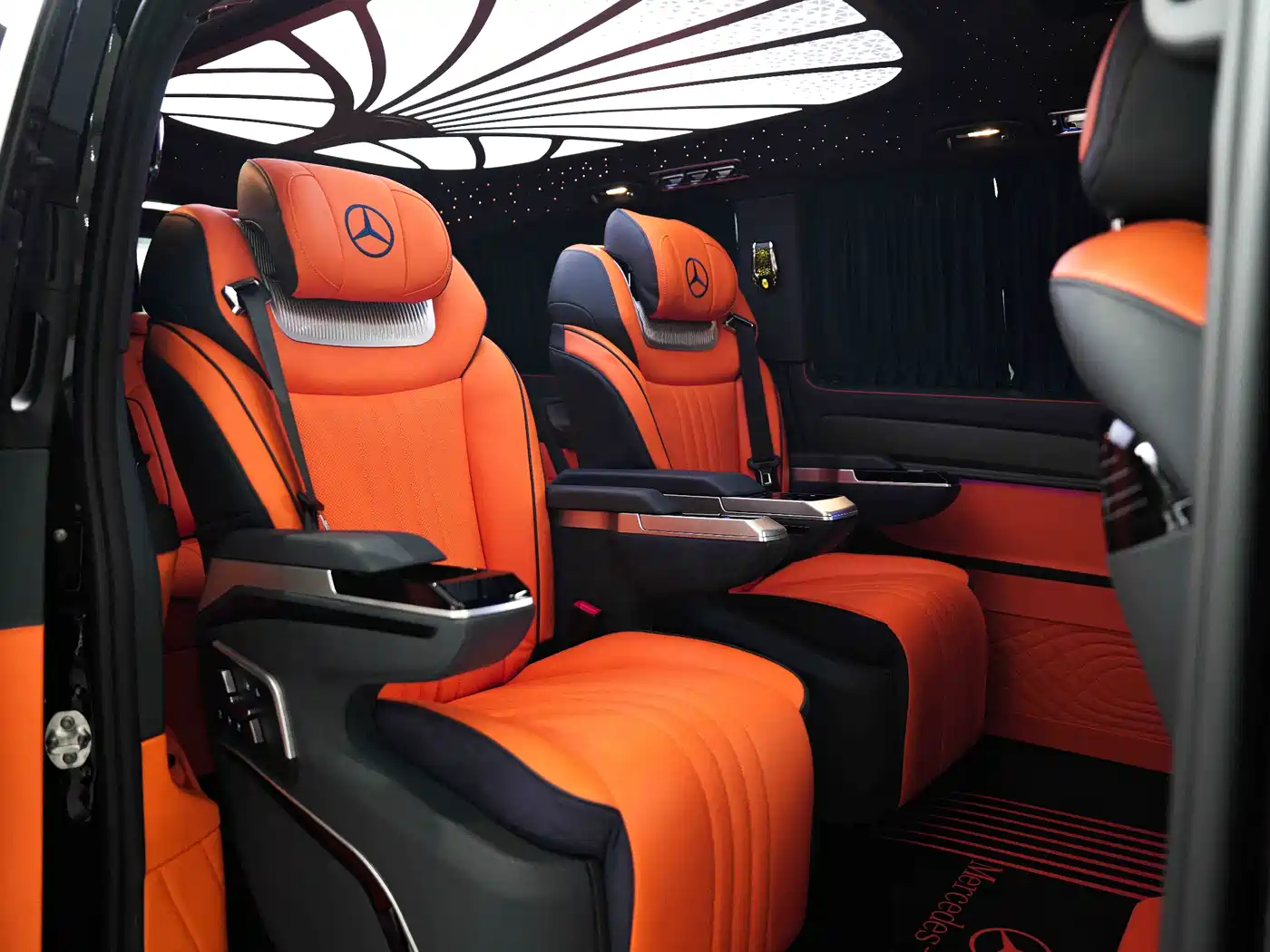 Mercedes-Benz Vito 2023 2.0T Elite 7-Seater фото 7