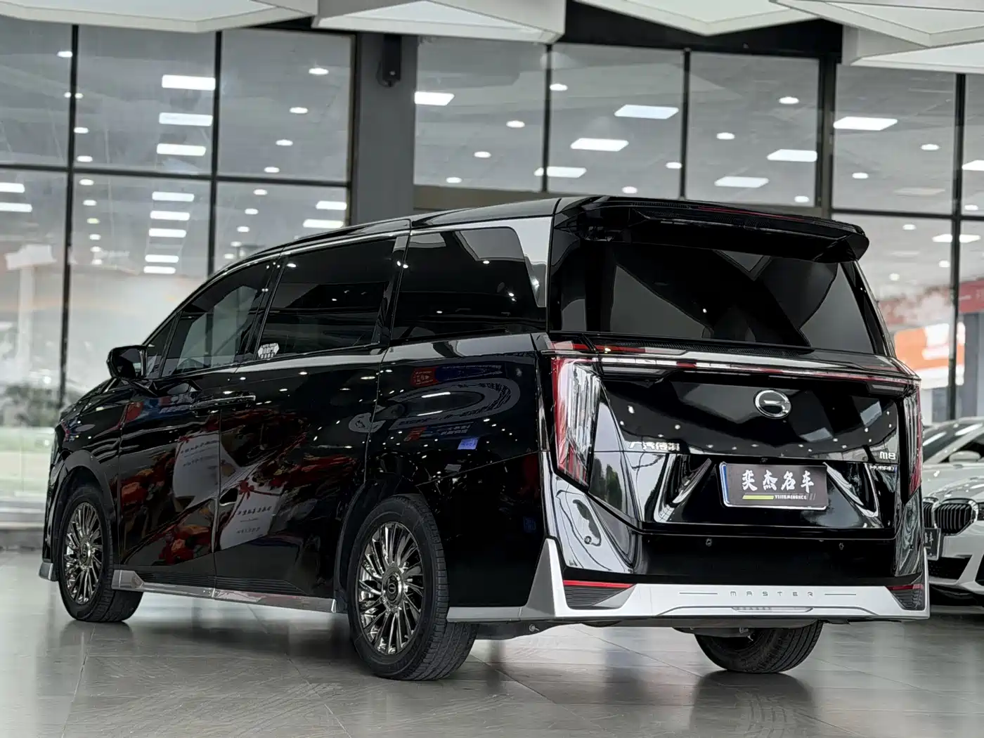 GAC Trumpchi Trumpchi M8 2023 Model Master Series Hybrid Ultimate Edition фото 7