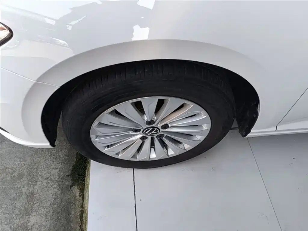 Volkswagen Lavida 2021 280TSI DSG Comfort Edition фото 23