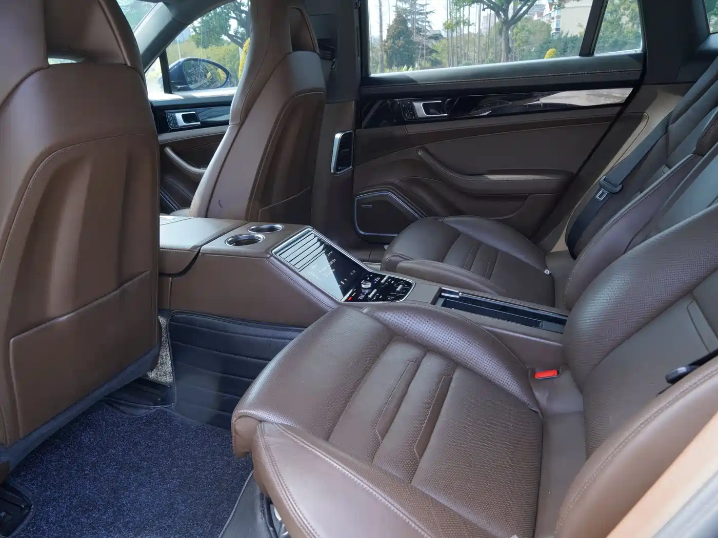 Porsche Panamera 2017 Panamera Executive Long Wheelbase 3.0T фото 6