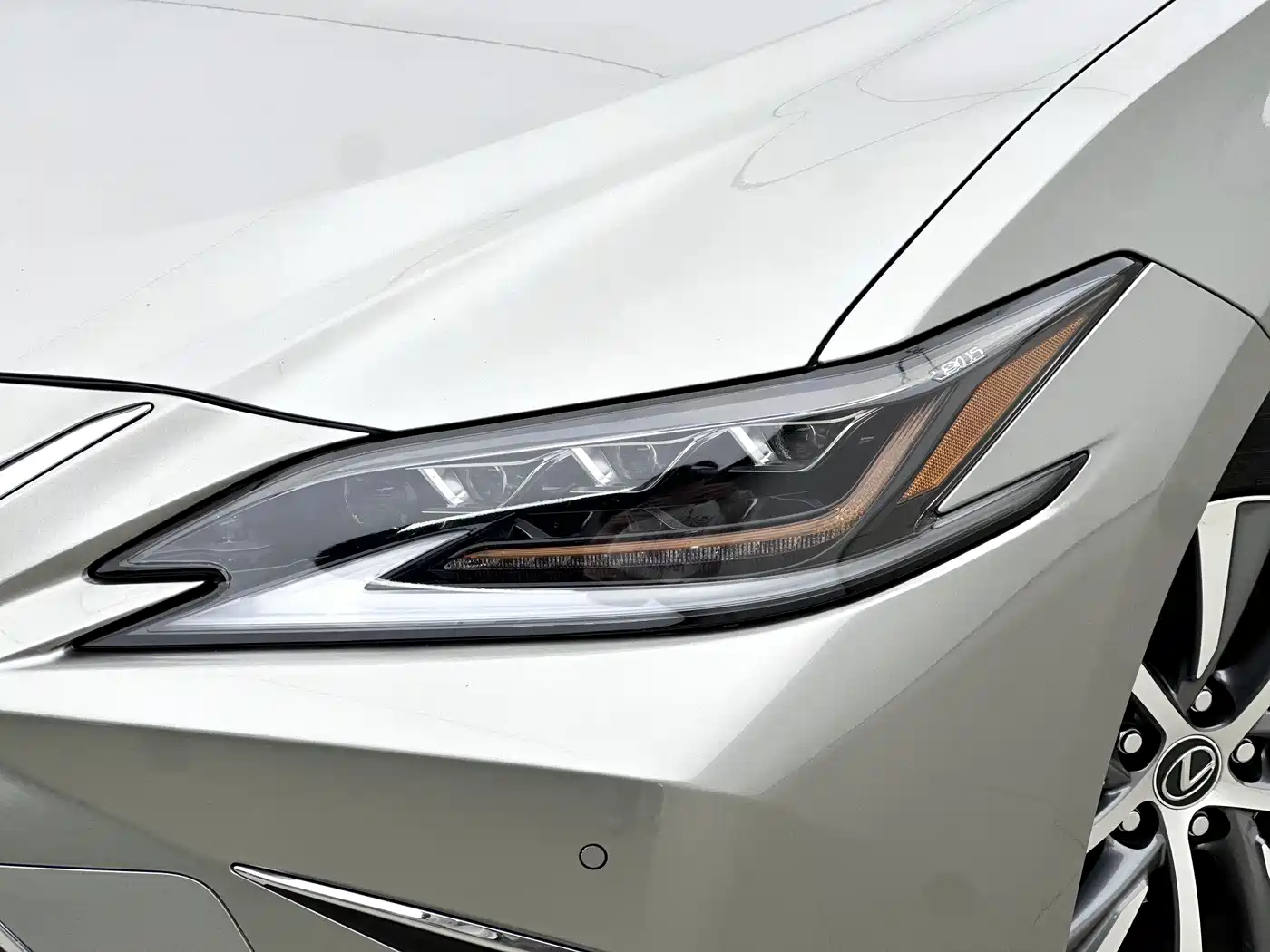 Lexus ES 2020 200 Excellence фото 15