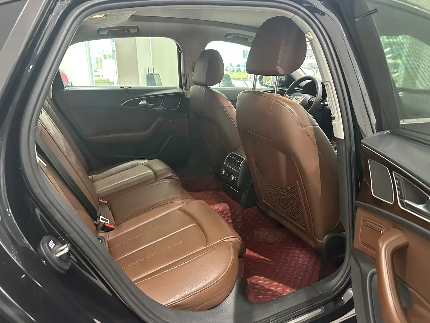 Audi A6L 2014 30 FSI Comfort фото 5