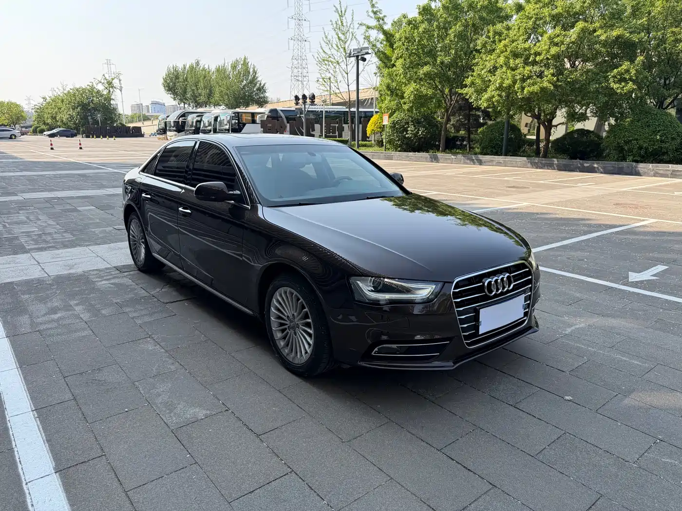 Audi A4L 2016 35 TFSI Collector's Edition Automatic Standard фото 3