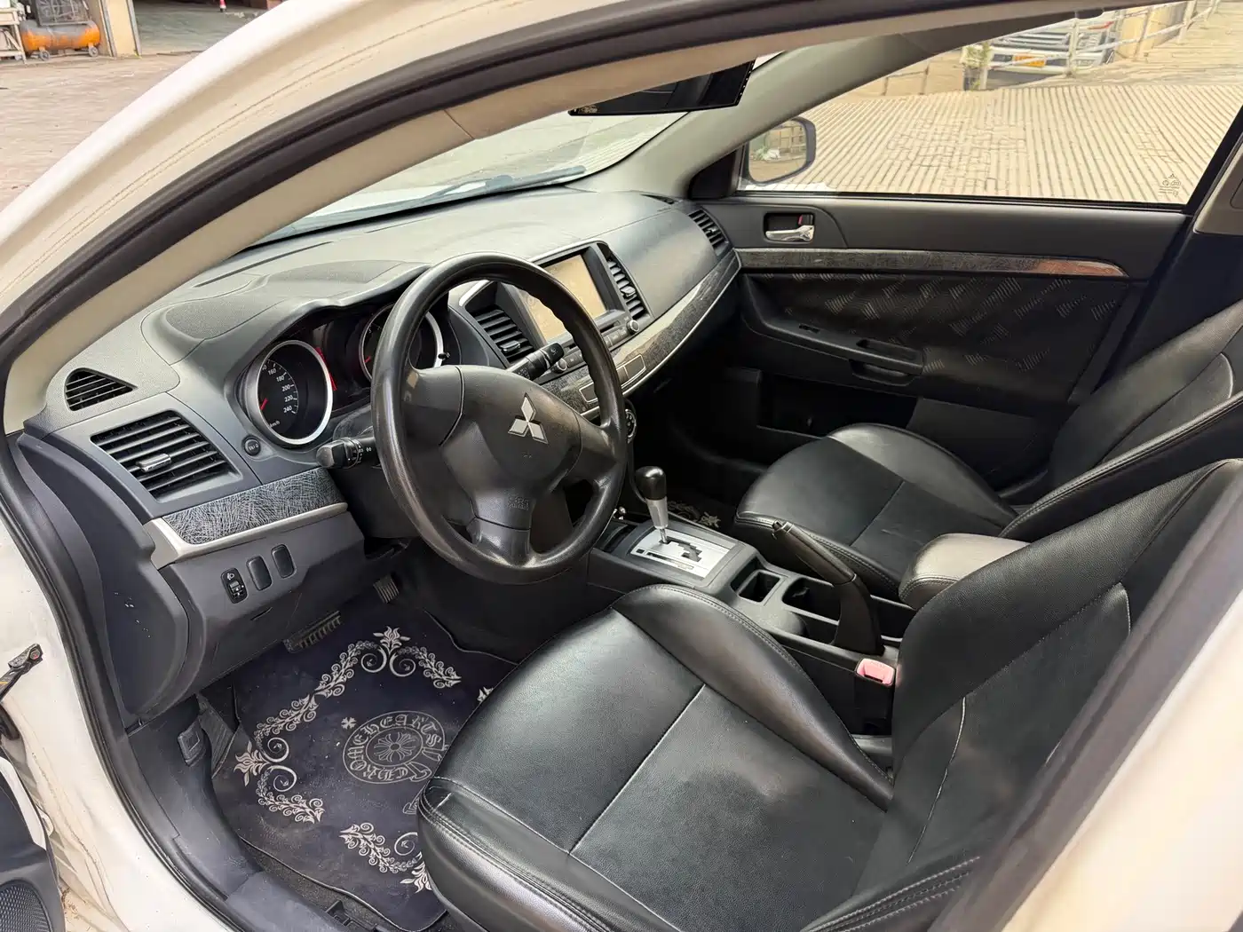 Mitsubishi Lancer EX 2013 2013 Fashion Edition 1.8L CVT Comfort