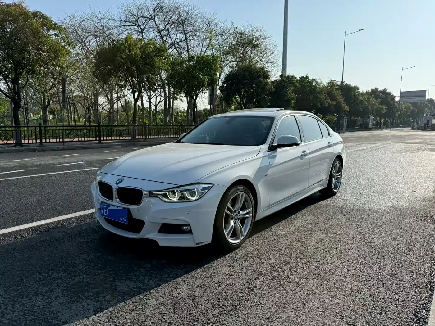 BMW 3 Series 2018 320Li Fashion Style