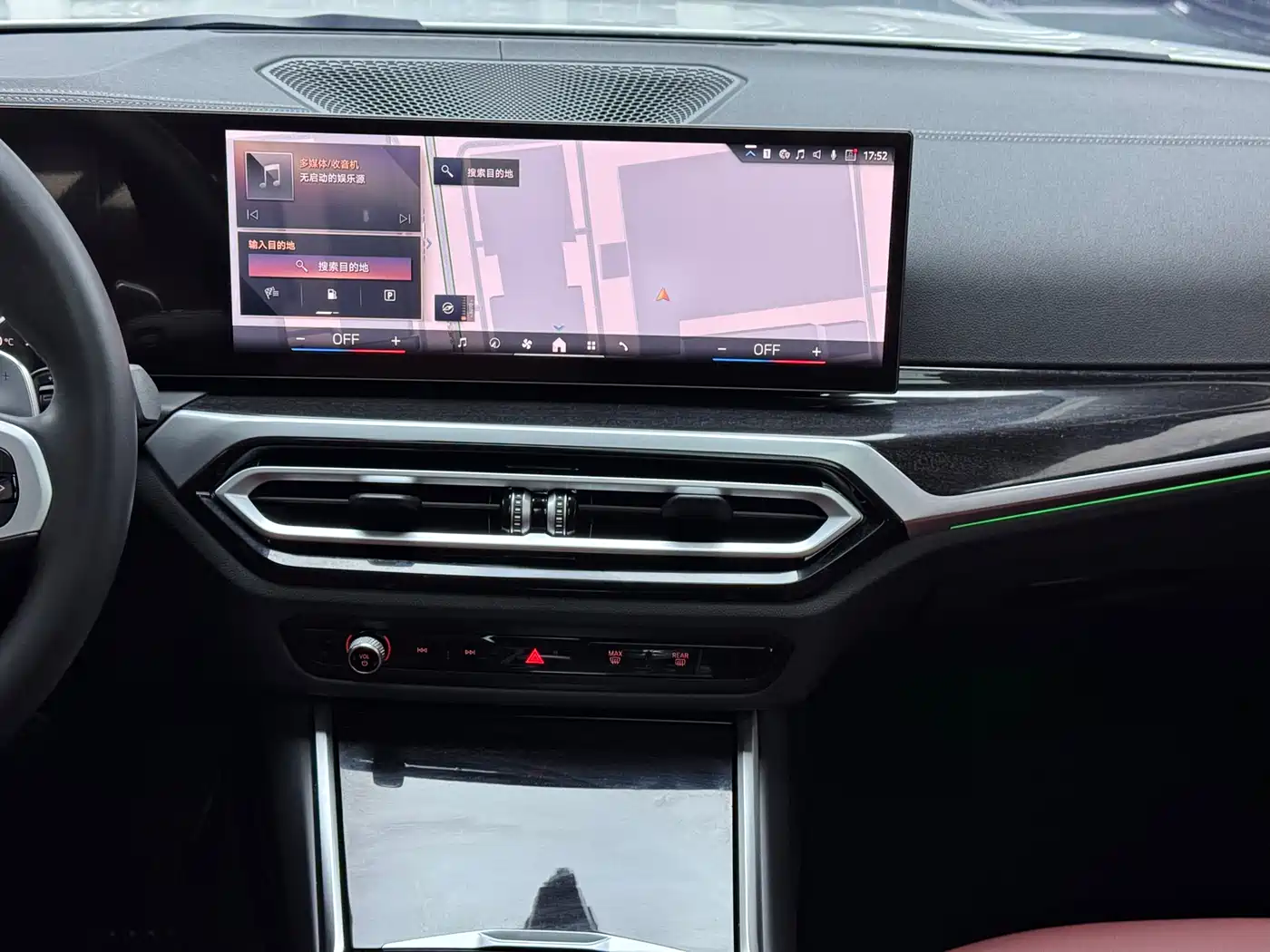 BMW 3 Series 2024 325Li M Sport Package фото 12