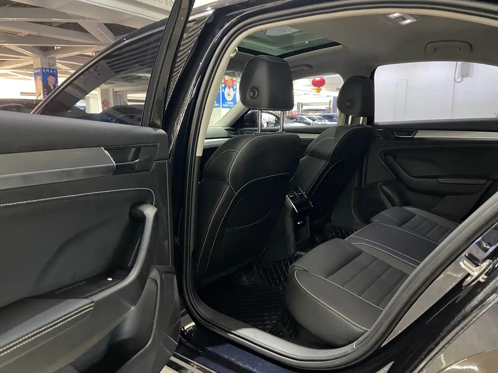 Фото 8 - Škoda Superb
