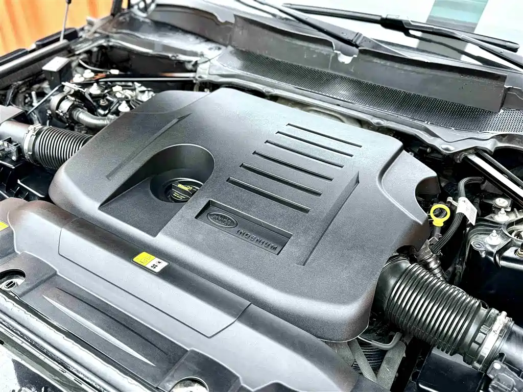 Land Rover Range Rover Sport 2021 3.0 L6 SE фото 15