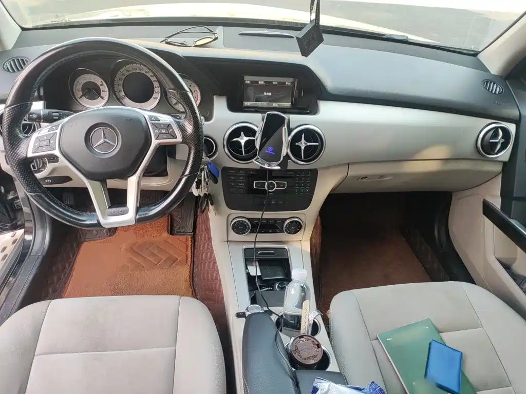 Mercedes-Benz GLK-Class 2016 2014 GLK 200 Standard