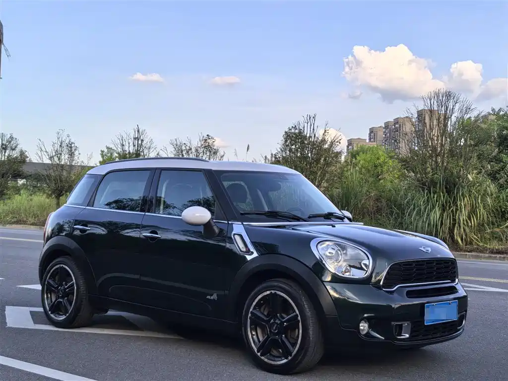Фото 3 - MINI COUNTRYMAN