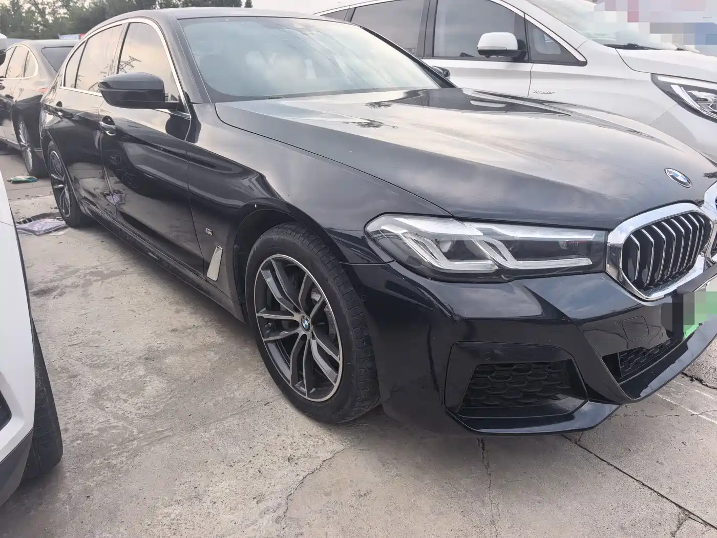 BMW 5 Series New Energy 2021 535Le Pioneer Edition M Sport Package фото 3