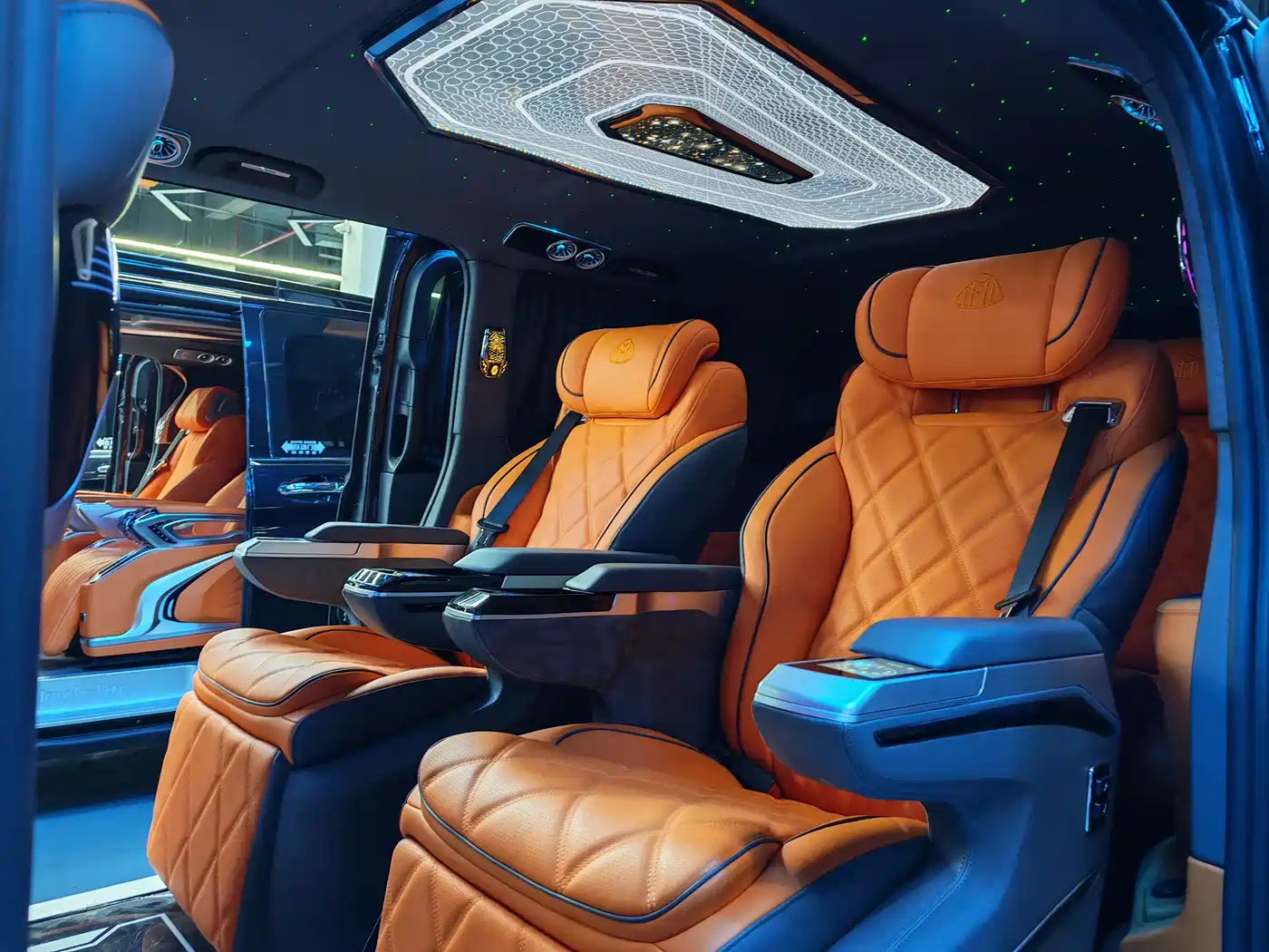 Mercedes-Benz Vito 2021 2.0T Business Edition 7-seater фото 8