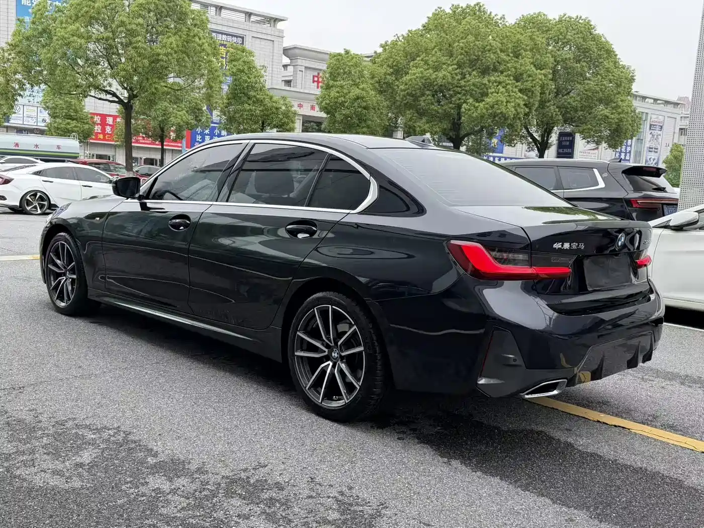 BMW 3 Series 2023 320Li M Sport Package фото 12